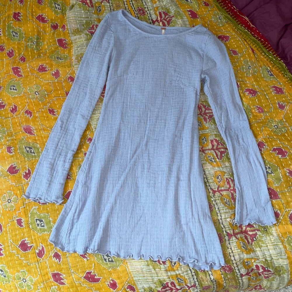 Light purple Free People mini dress with scalloped hem and long sleeves size S